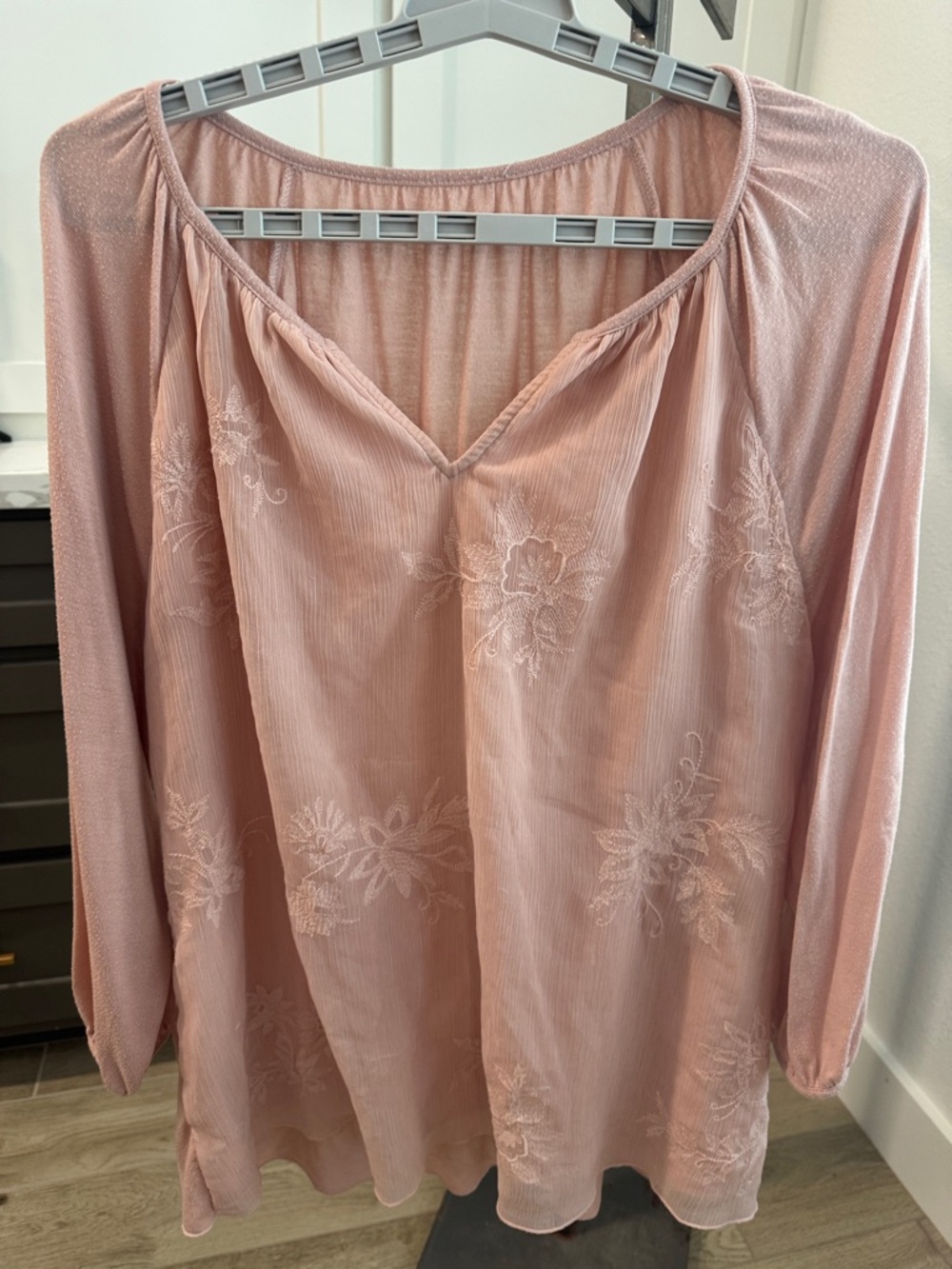 Chico's Dusty Pink Floral Embroidered V-Neck Blouse